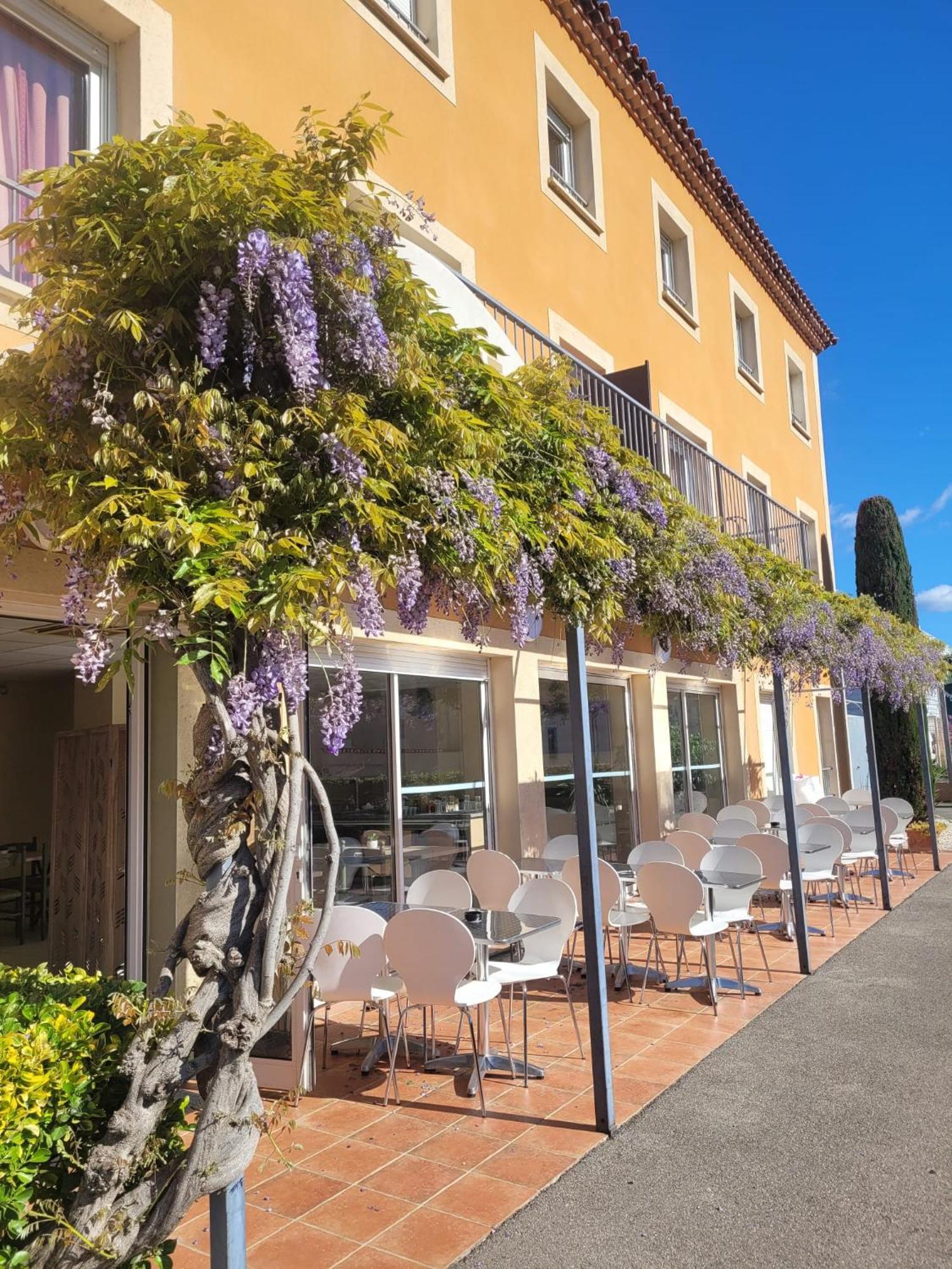 Hotel De L'Orb Bédarieux Exterior foto
